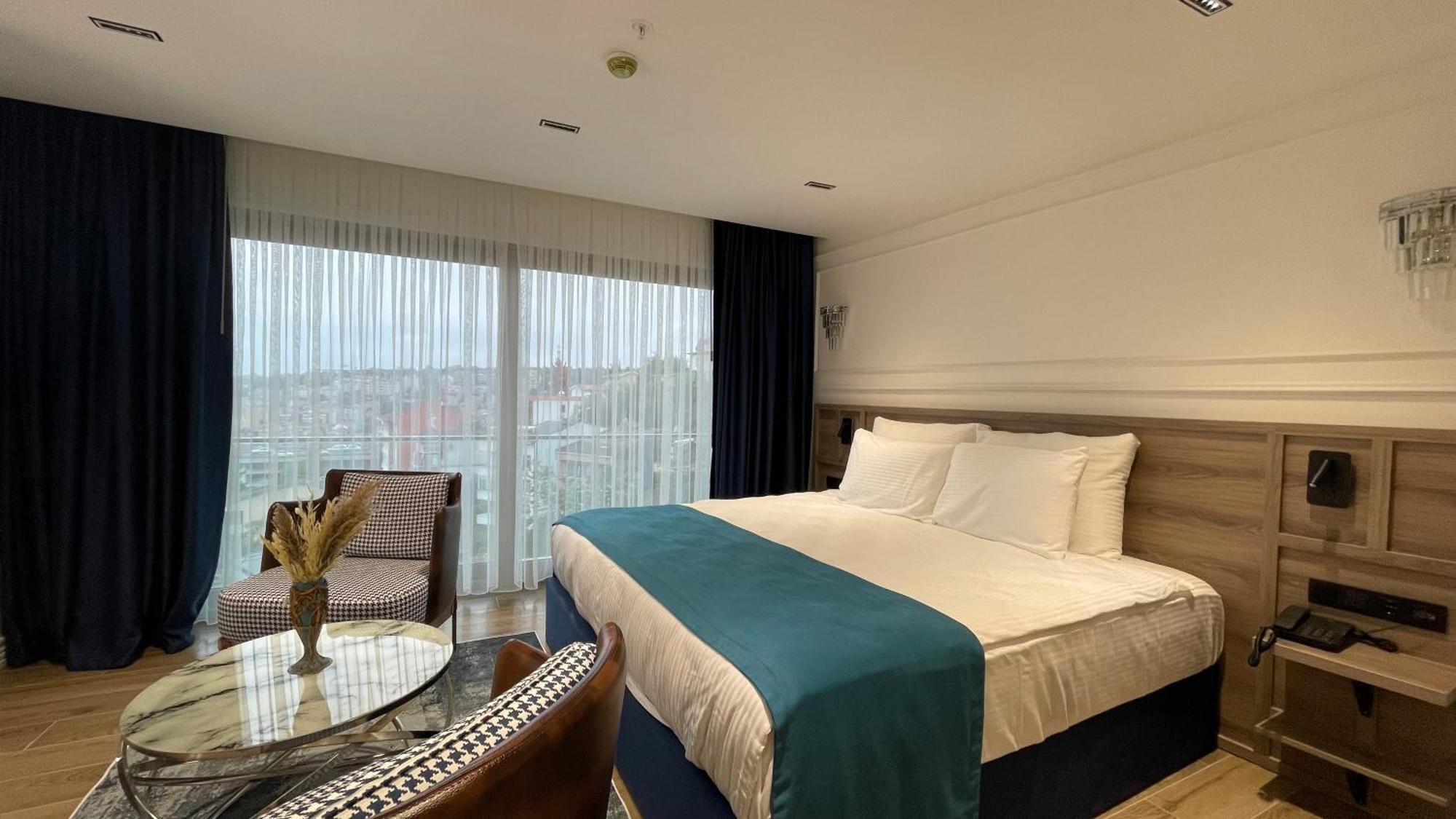 Mona Bosphorus Hotel Istanbul Exterior photo