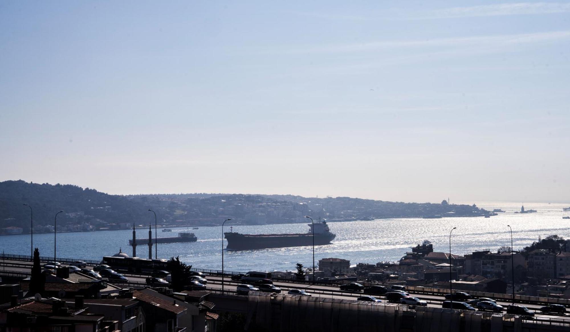 Mona Bosphorus Hotel Istanbul Exterior photo