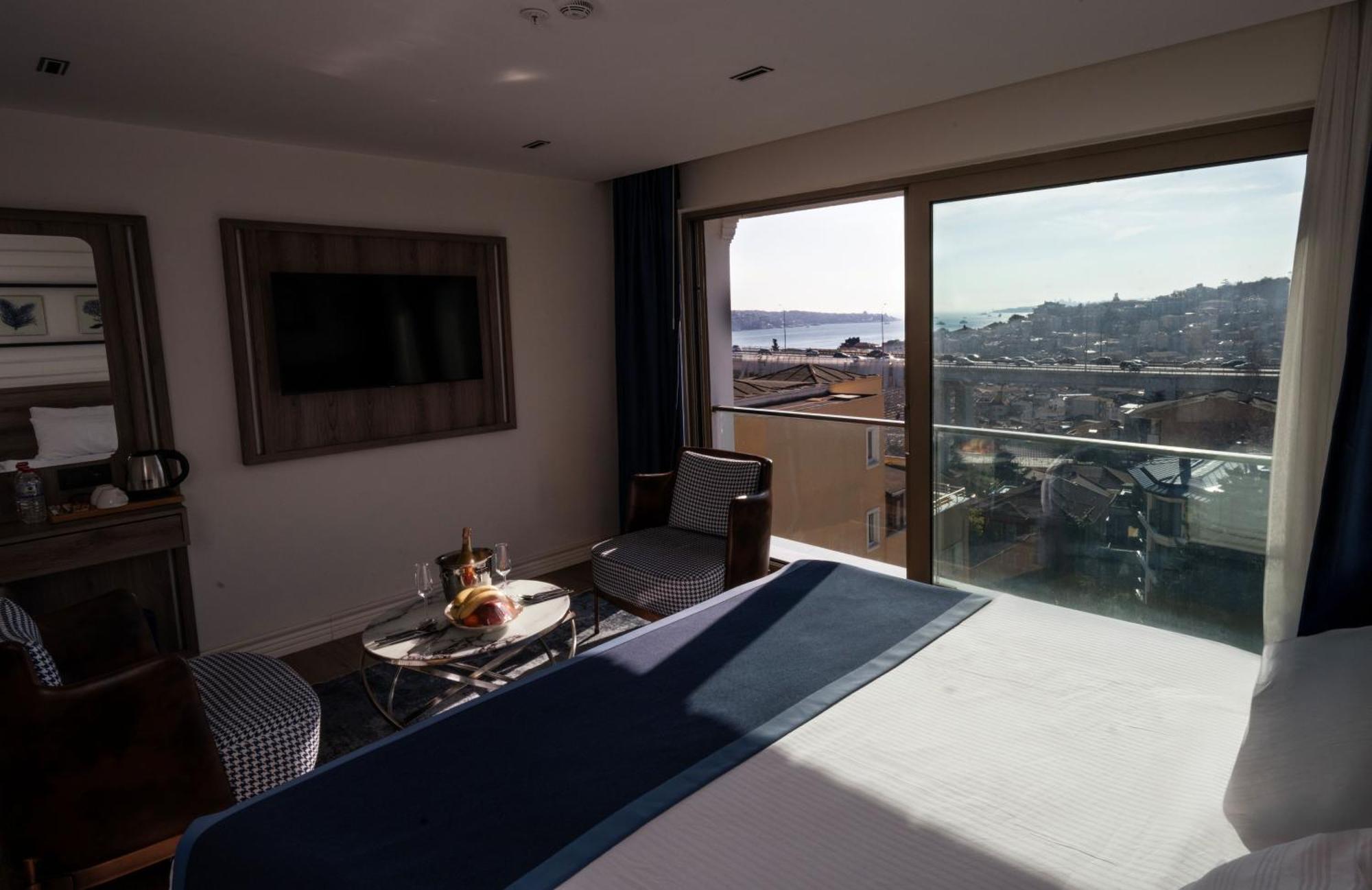 Mona Bosphorus Hotel Istanbul Exterior photo