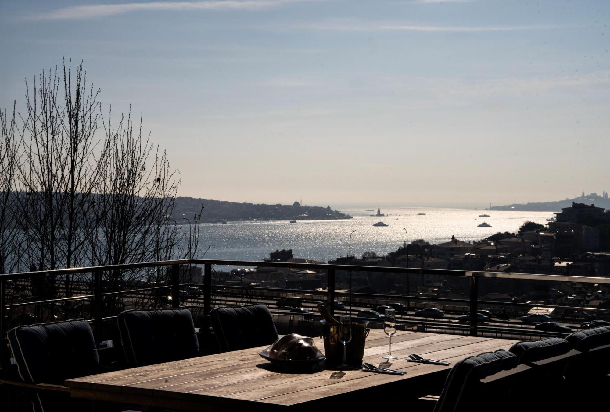 Mona Bosphorus Hotel Istanbul Exterior photo