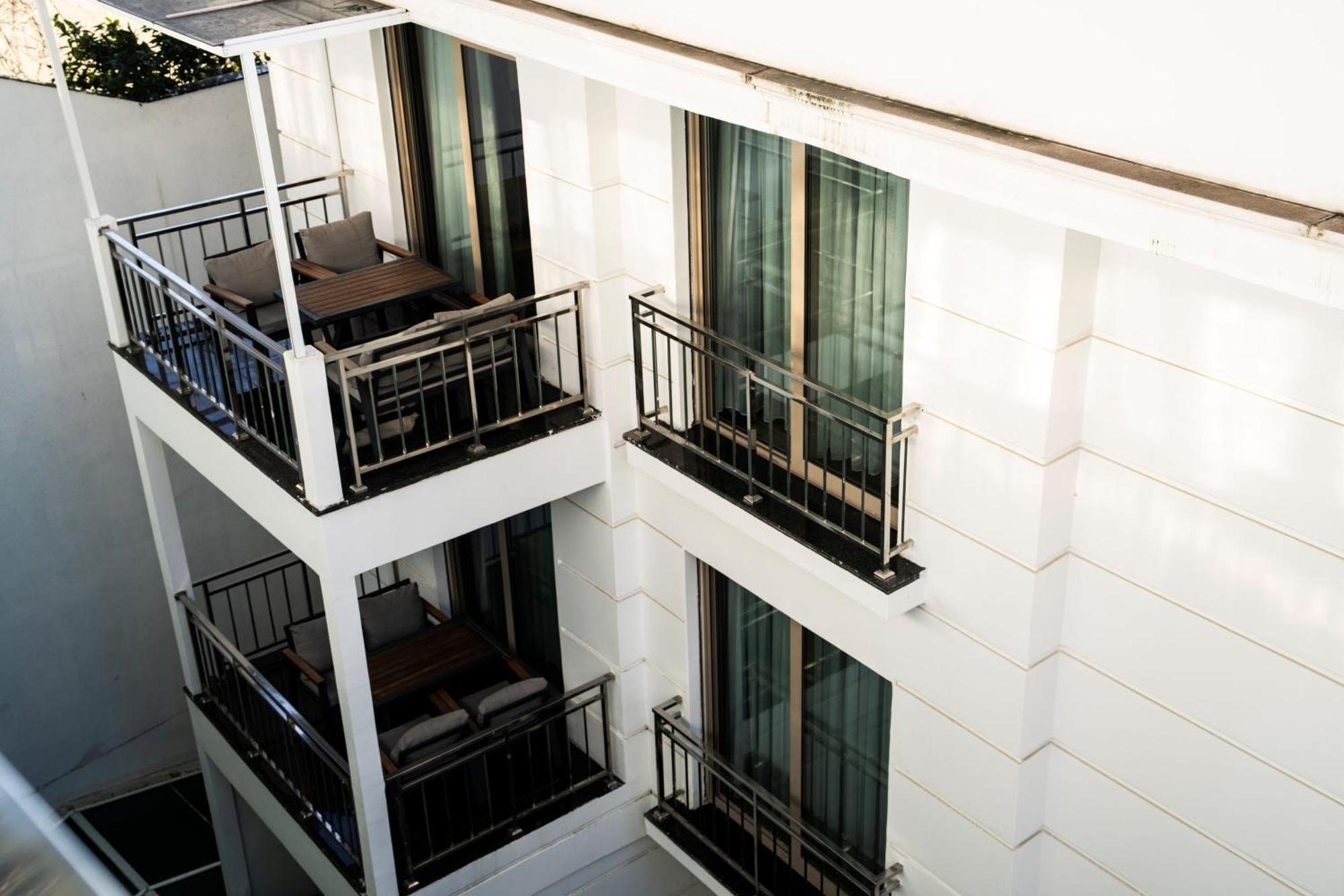 Mona Bosphorus Hotel Istanbul Exterior photo